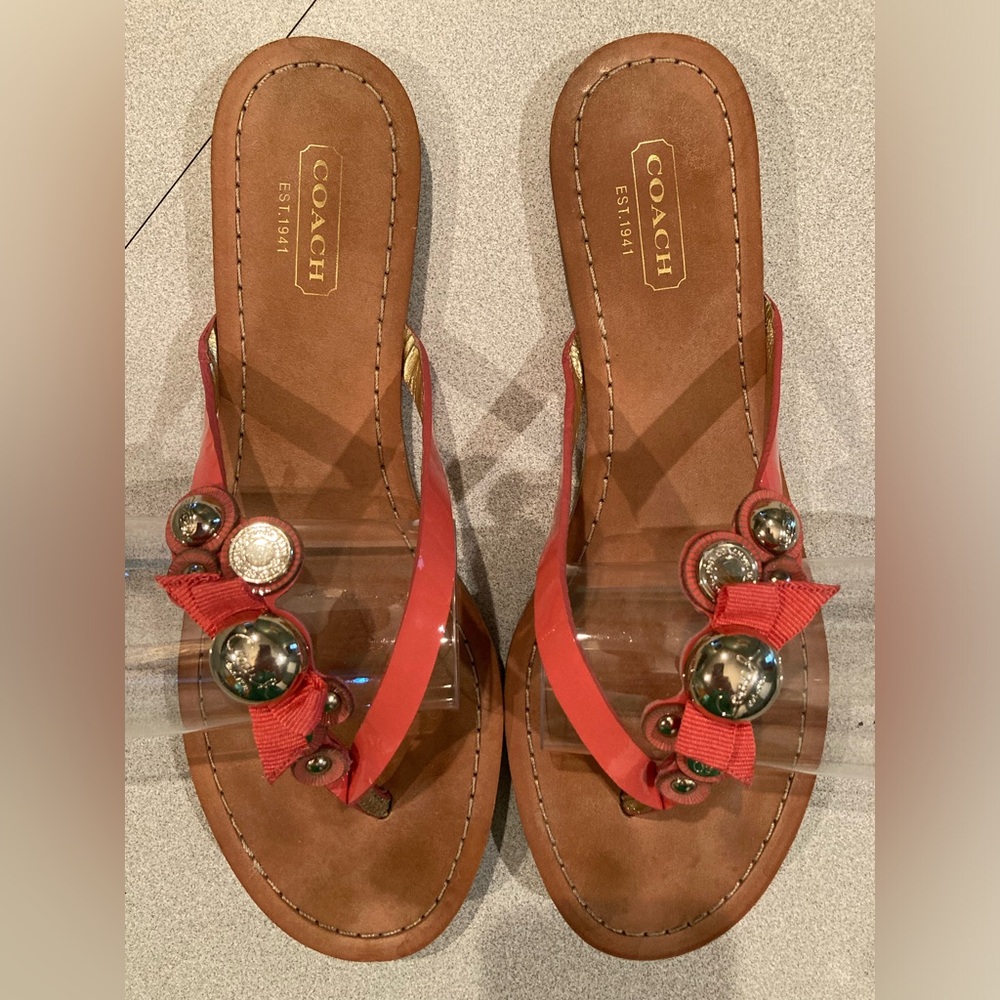 Coach Oceana Coral 7 1/2 B patent leather  thong flat sandals.